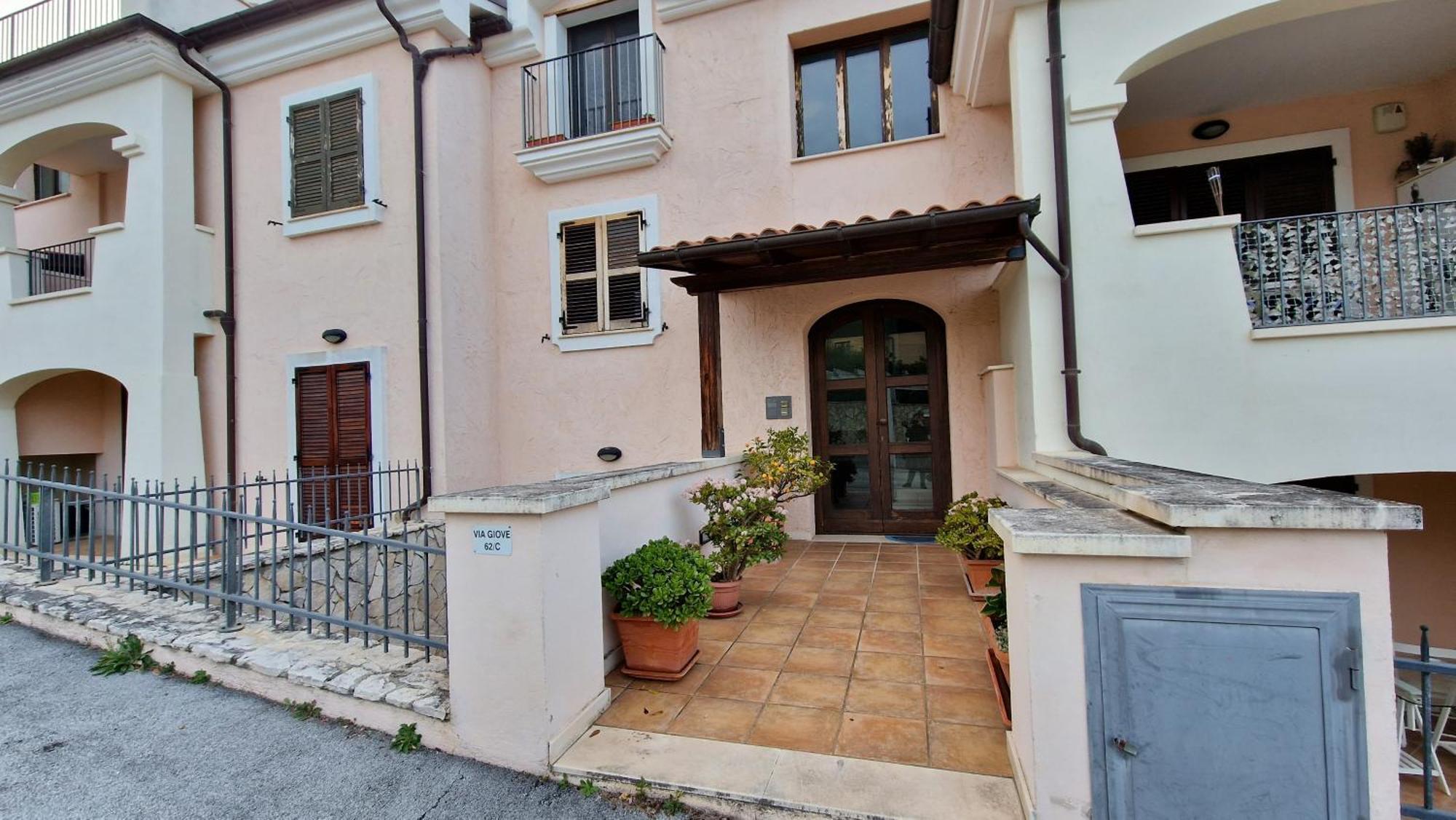 Апартаменти A Casa Di Daniele Порто-Потенца-Пічена Екстер'єр фото